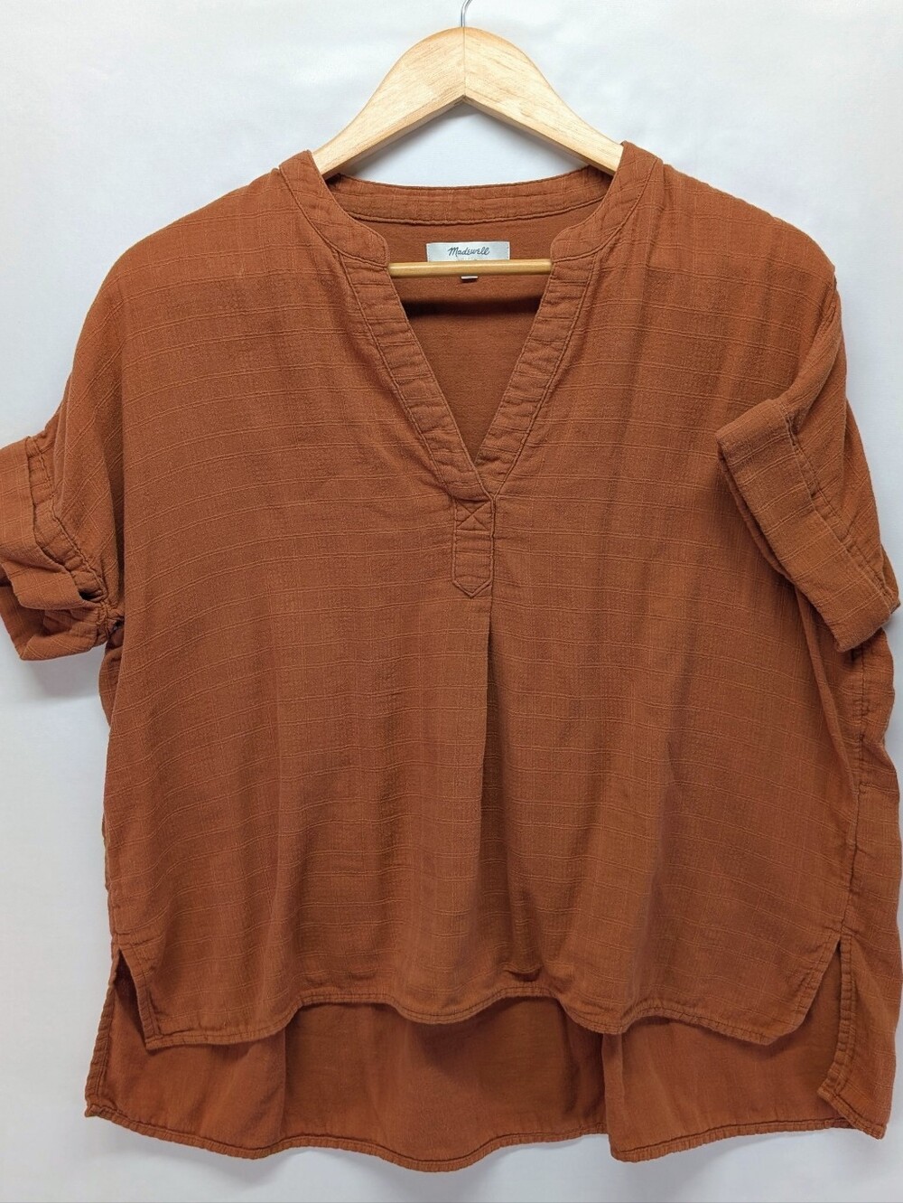 195-Madewell Women's Burnt Orange Gauze Split-Neck Top